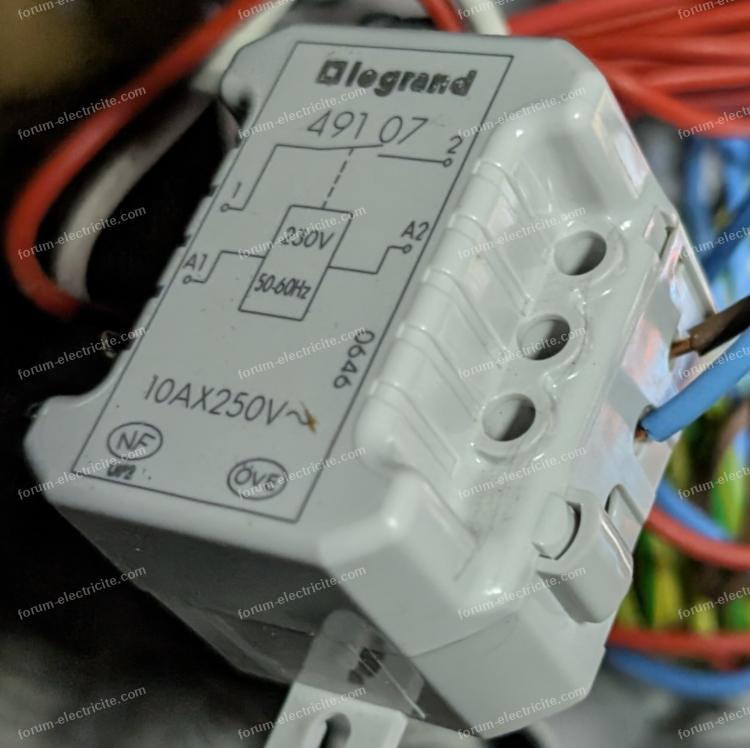 ancien télérupteur droite