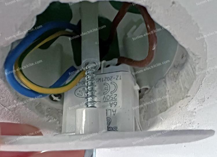 installer des spots led